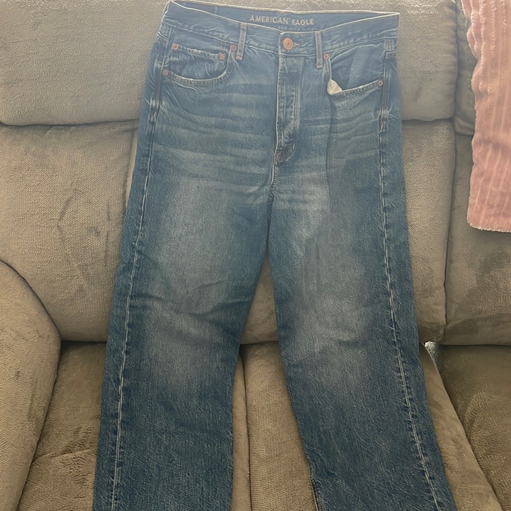 American Eagle Outfitters women’s jeans